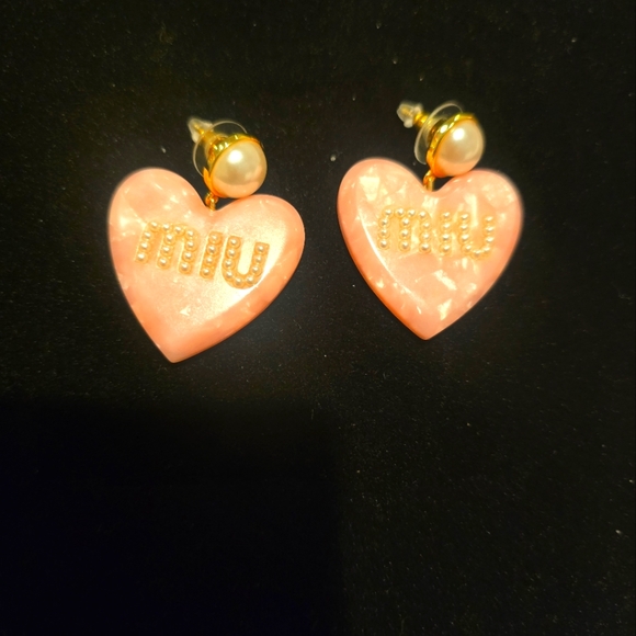 Miu Earings - Picture 1 of 8